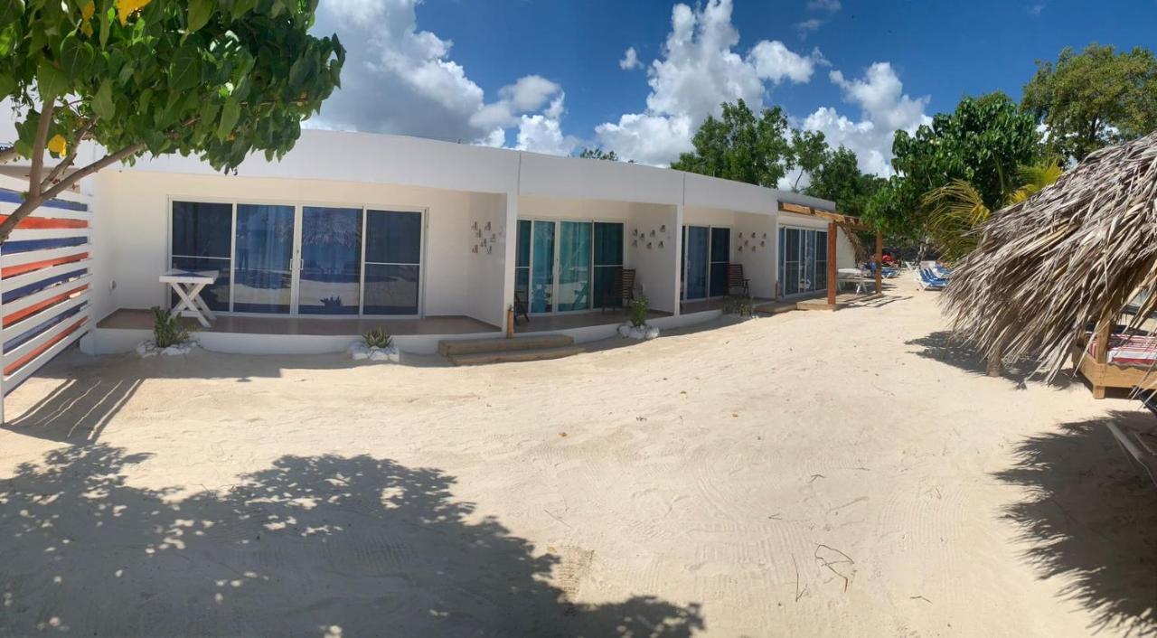 La Isla Bonita Hotel Punta Rucia Exterior photo